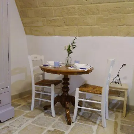 Il Borgo Antico Nocleg ze śniadaniem Altamura